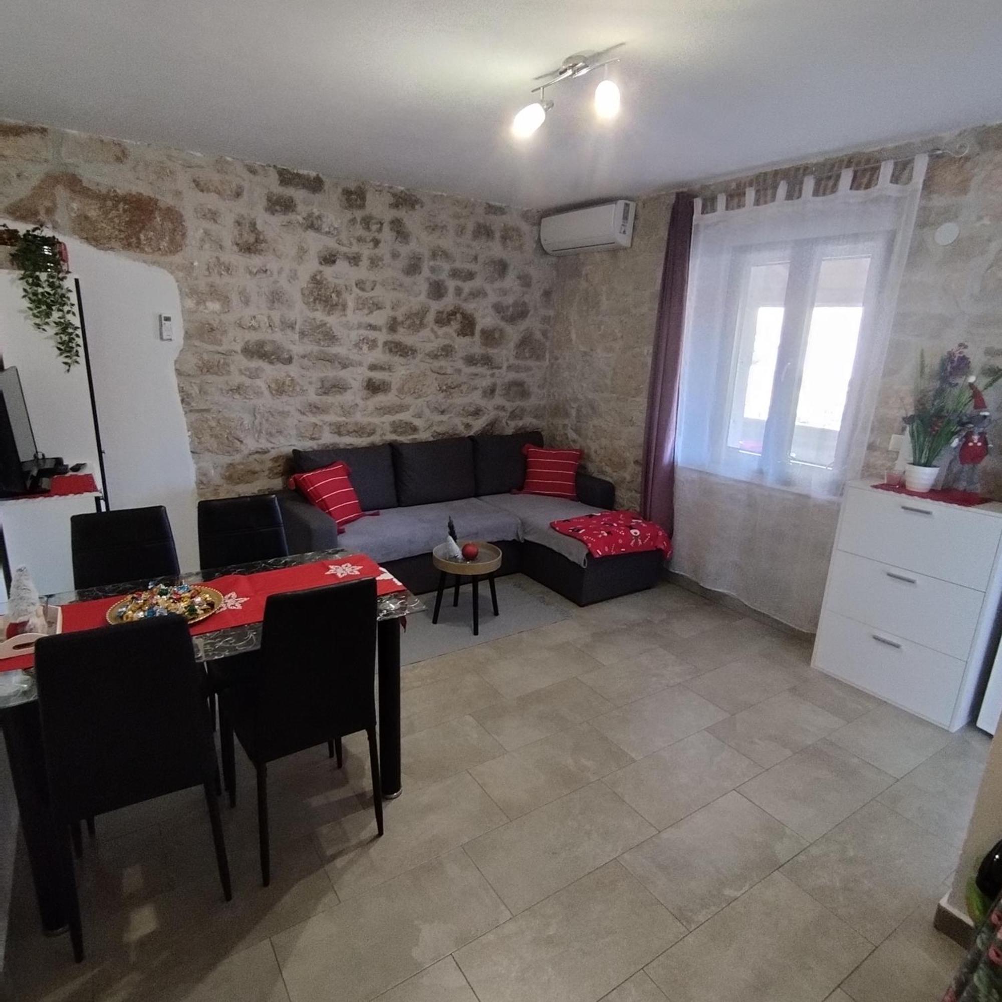 Apartmani Memic 100 M Do Plaze, Apartments Memic Only 100M From Beach Poreč Eksteriør billede